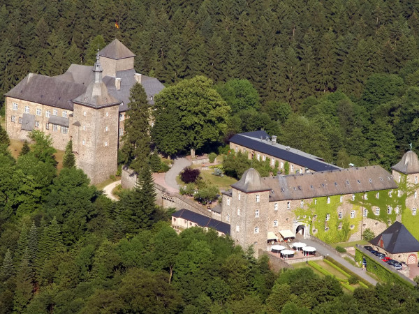 Burg Schnellenberg 
